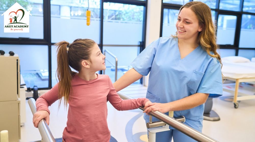 Vật lý trị liệu cho trẻ: Khi nào cần can thiệp và lợi ích đối với phát triển vận động Vật lý trị liệu cho trẻ có thể hỗ trợ trẻ chậm vận động, yếu cơ, đi chưa vững hoặc khó phối hợp cơ thể.